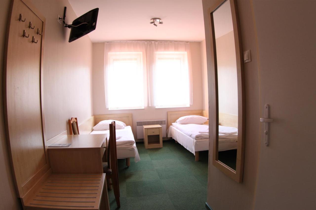 Maraton Hotel Lubenia Cameră foto
